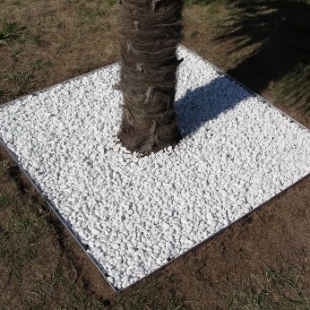 ENTOURAGE ARBRE CARRE